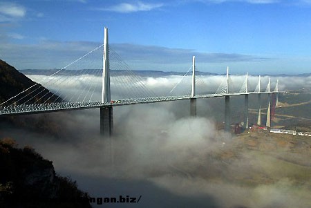 news_intl-20050105-1613-1.jpg