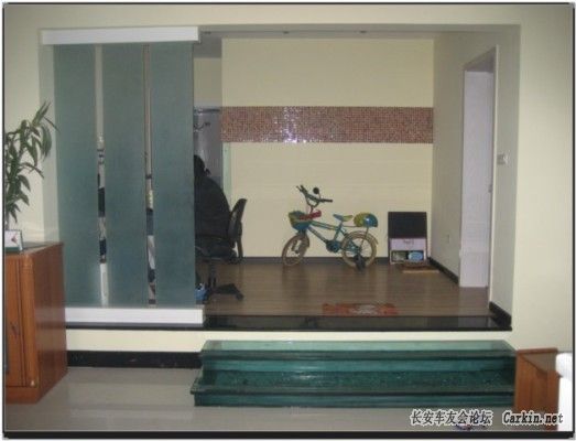 IMG_2214_Frame(floating_black_corner_silver_II_noshadow)_a_a_a.jpg