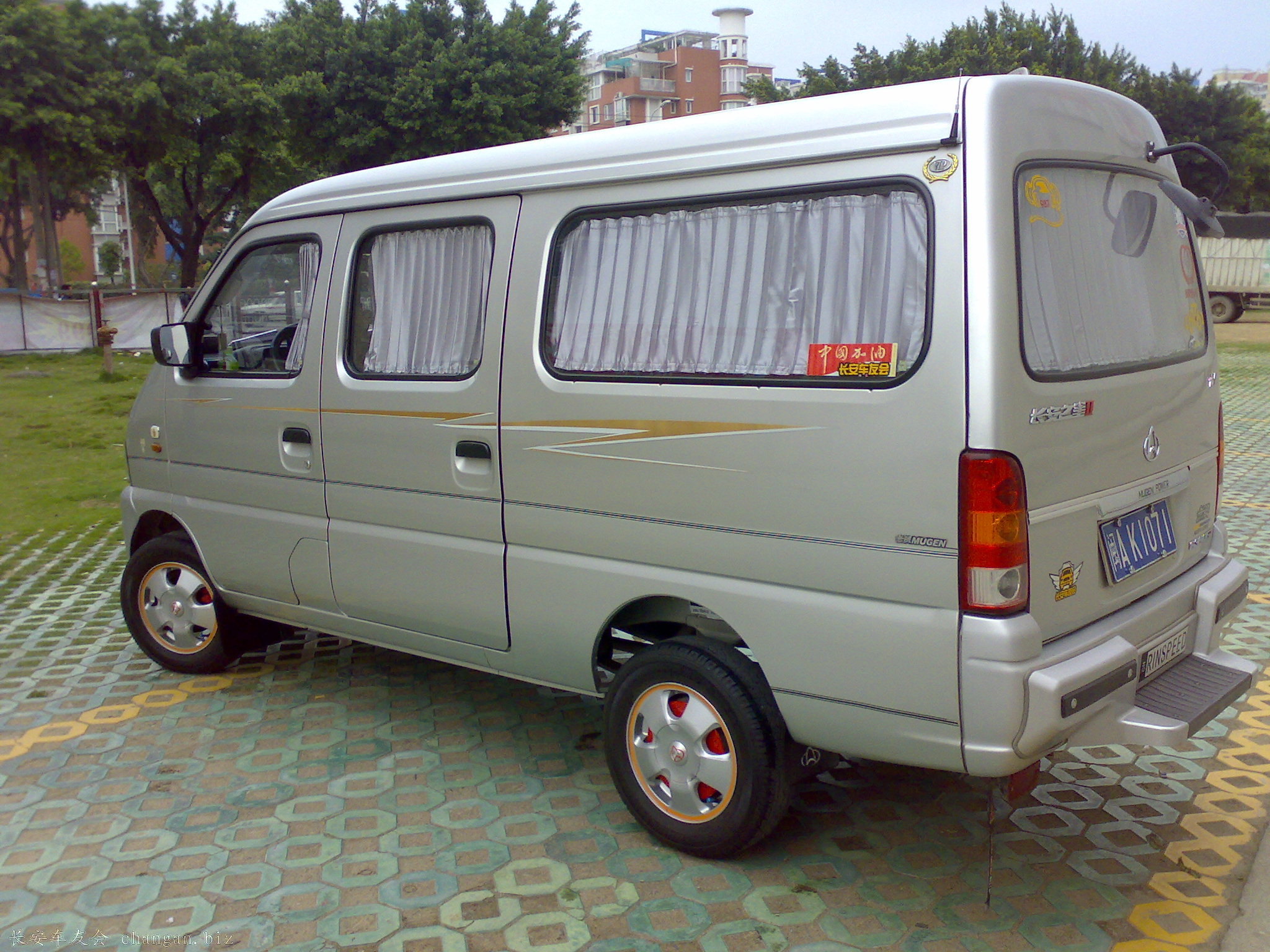 20100327156.jpg