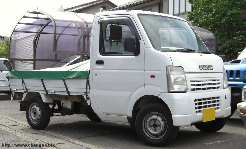 800px-2002_Suzuki_Carry.jpg